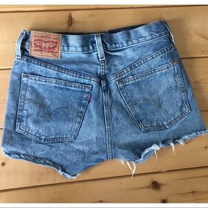 501 Levi’s High Rise Cut Offs